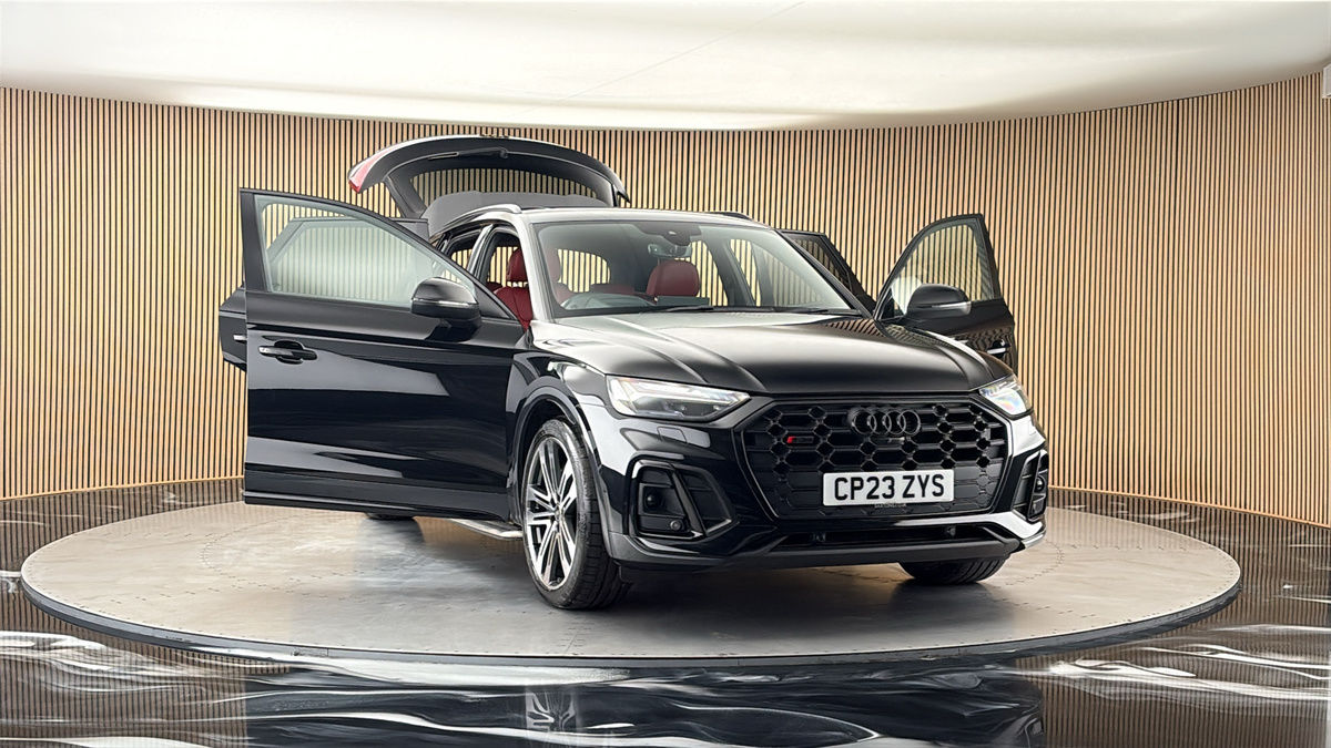 More views of Audi SQ5
