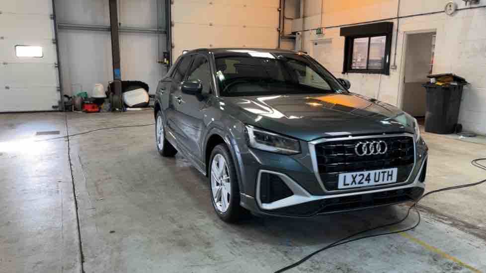 More views of Audi Q2