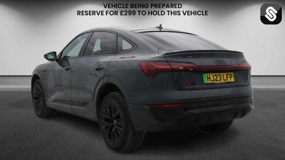 Audi Q8 e-tron Image 3