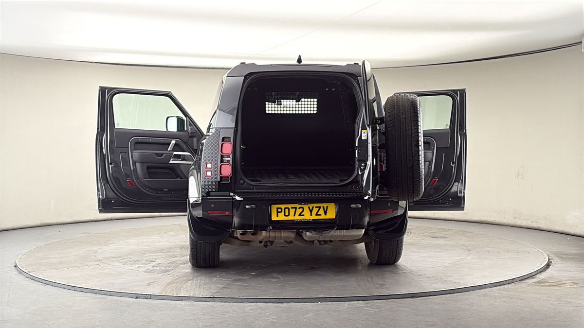 More views of Land Rover Defender 90