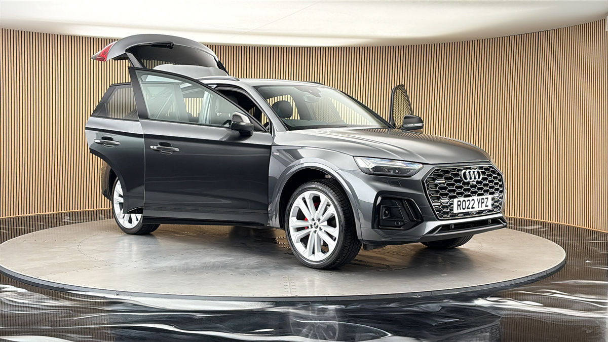 More views of Audi Q5