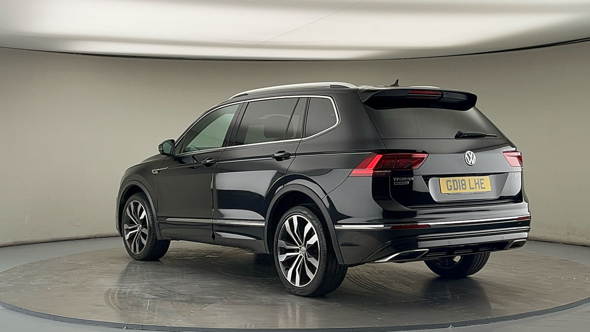 Volkswagen Tiguan Allspace Image 2