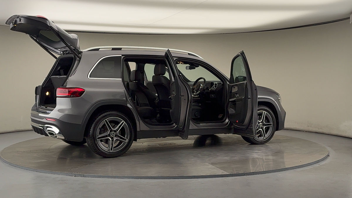 More views of Mercedes-Benz GLB