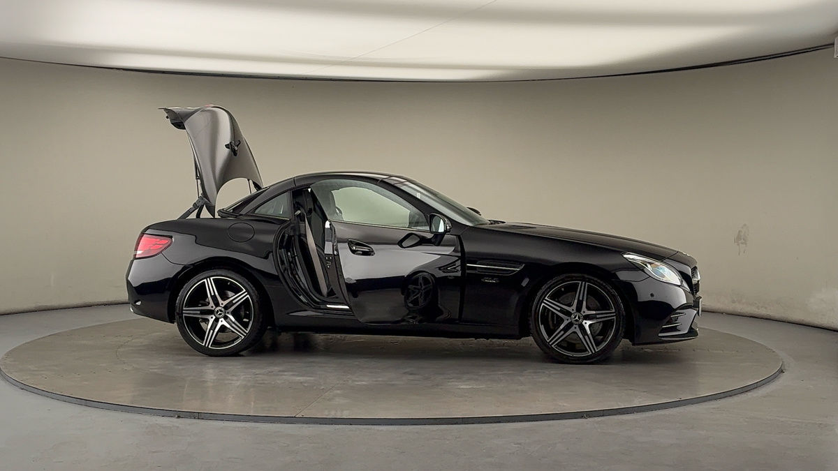 More views of Mercedes-Benz SLC