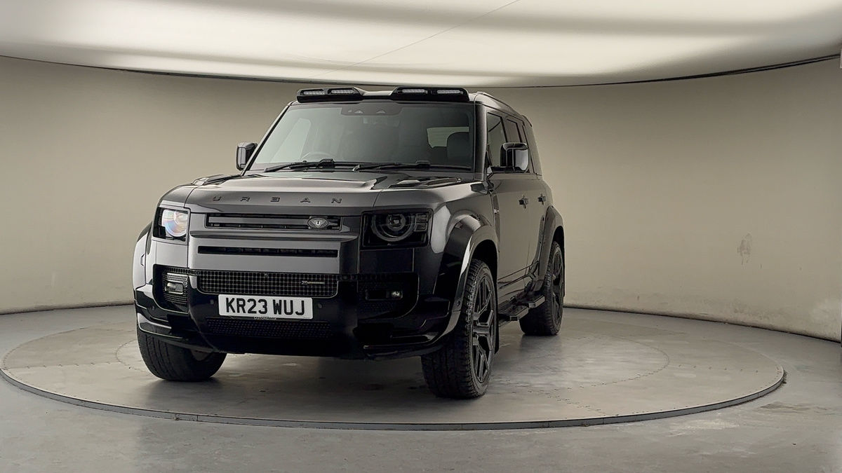 More views of Land Rover Defender 110