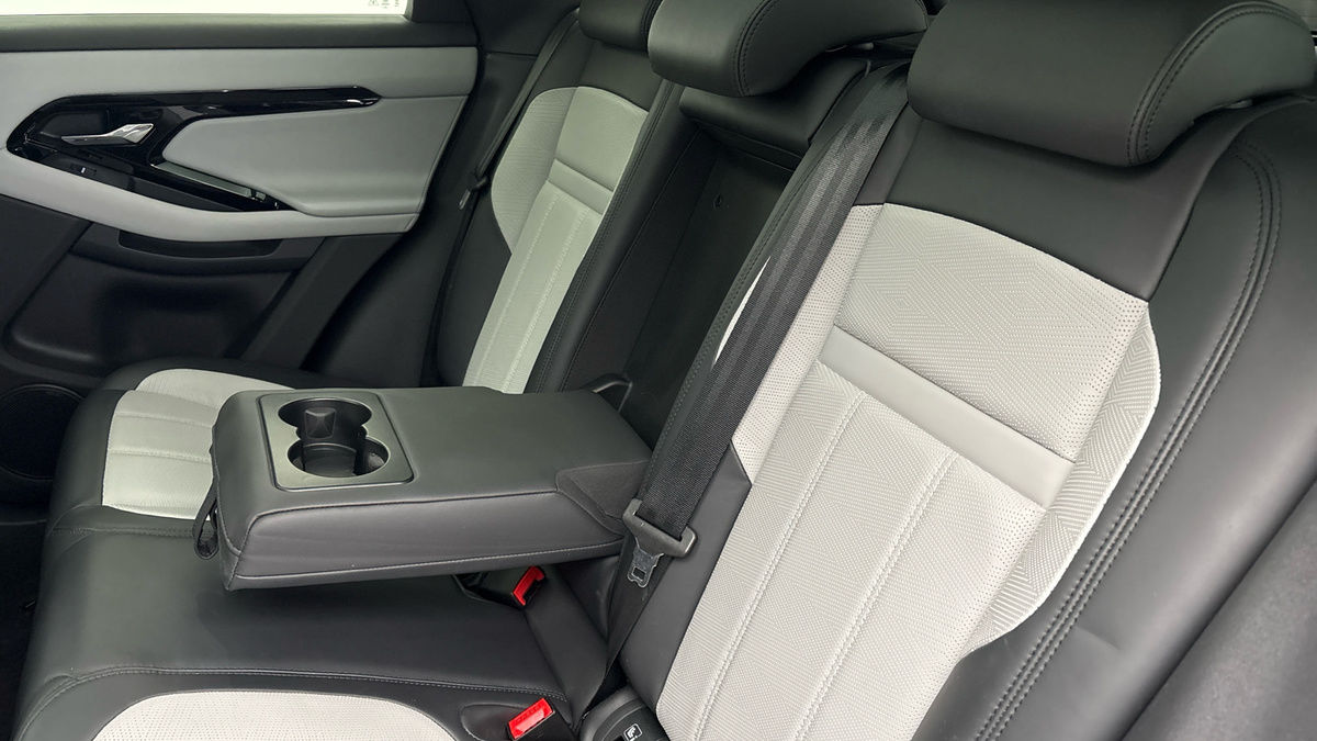 Land Rover Range Rover Evoque Image 9