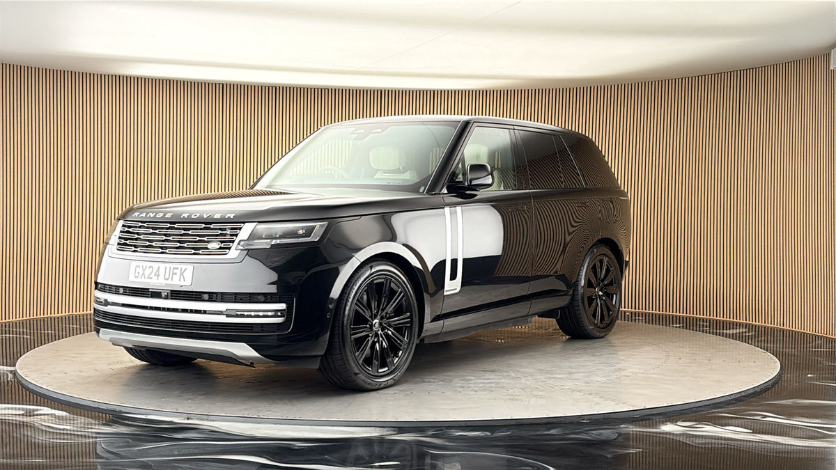 More views of Land Rover Range Rover