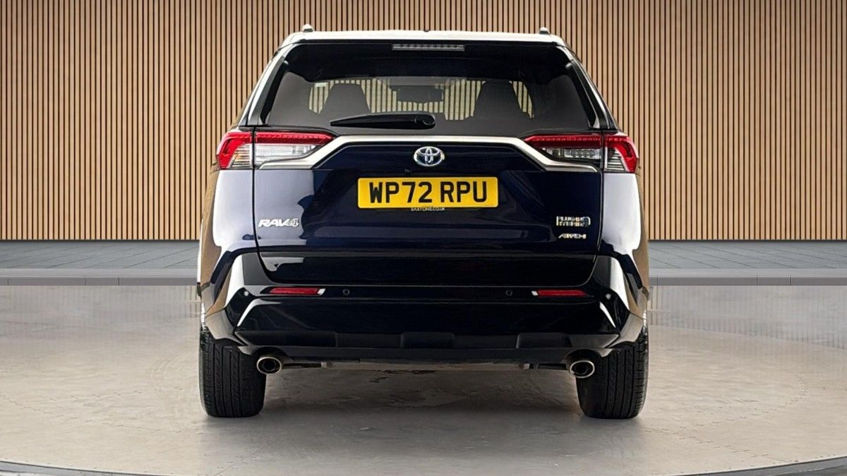 Toyota RAV4 Image 4