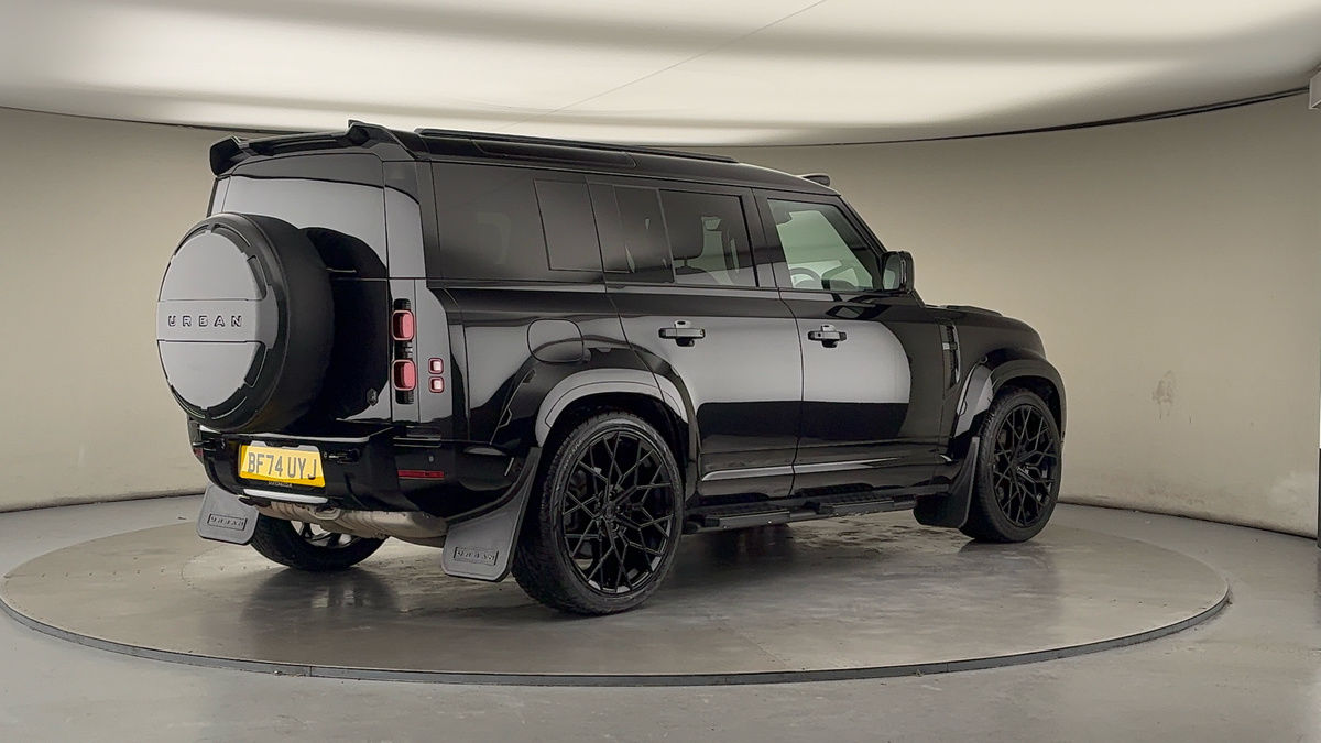 Land Rover Defender 110 Urban Image 21
