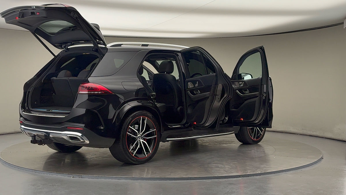 More views of Mercedes-Benz GLE