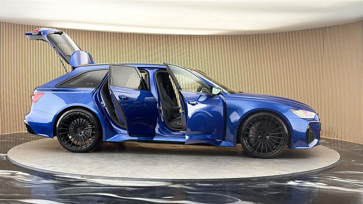 More views of Audi RS6 Avant