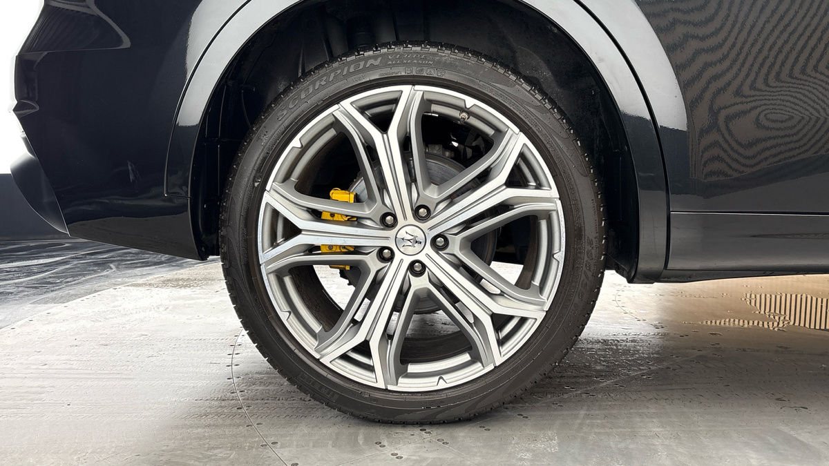 Maserati Levante Image 10