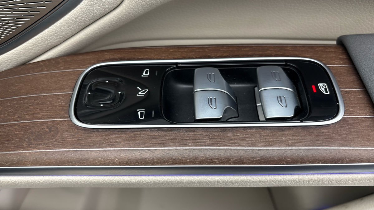 Mercedes-Benz EQS Image 29