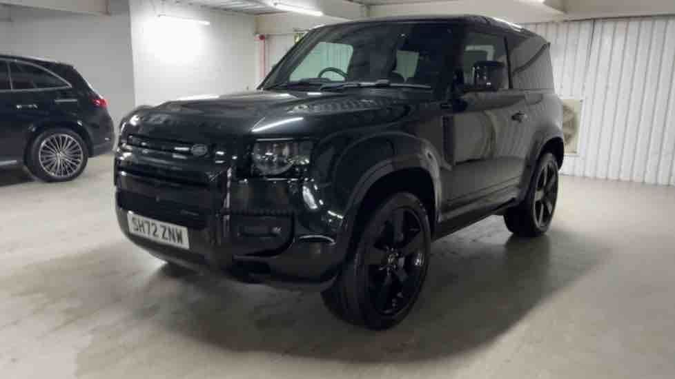 More views of Land Rover Defender 90