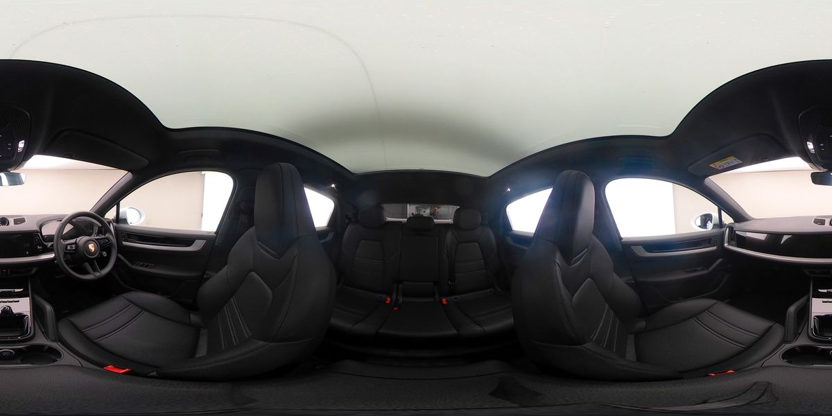 More views of Porsche Cayenne