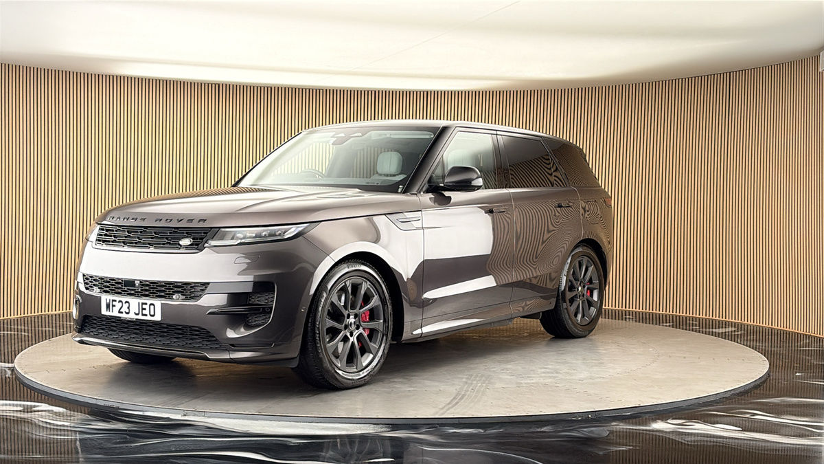 More views of Land Rover Range Rover Sport