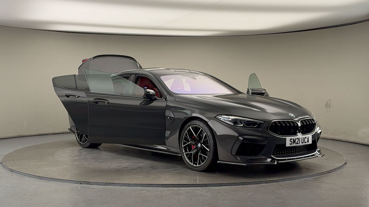 More views of BMW M8