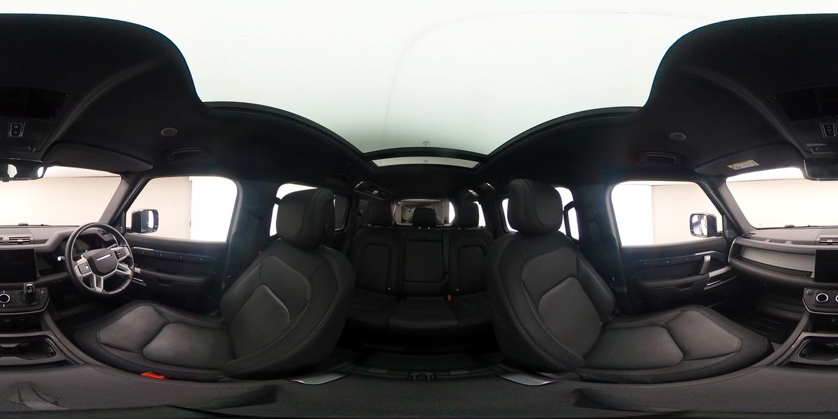 More views of Land Rover Defender 110