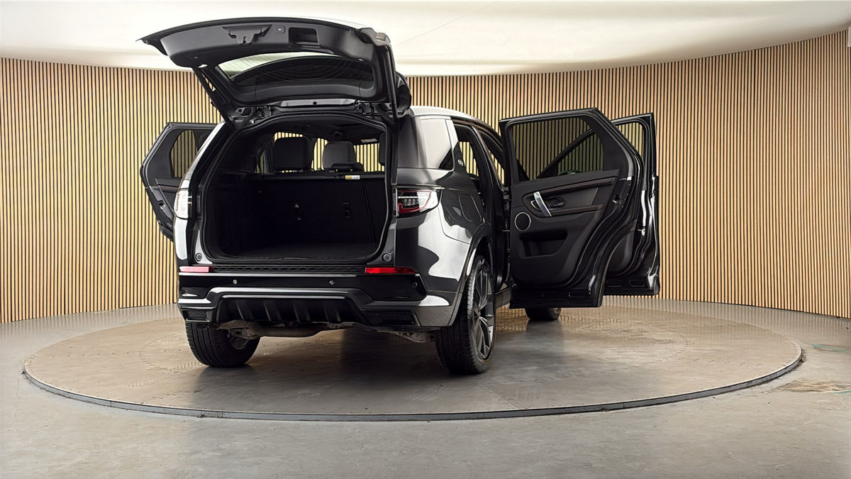 More views of Land Rover Discovery Sport