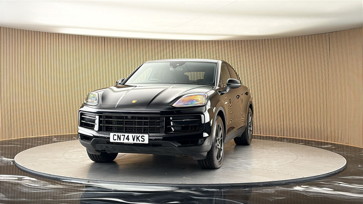 More views of Porsche Cayenne