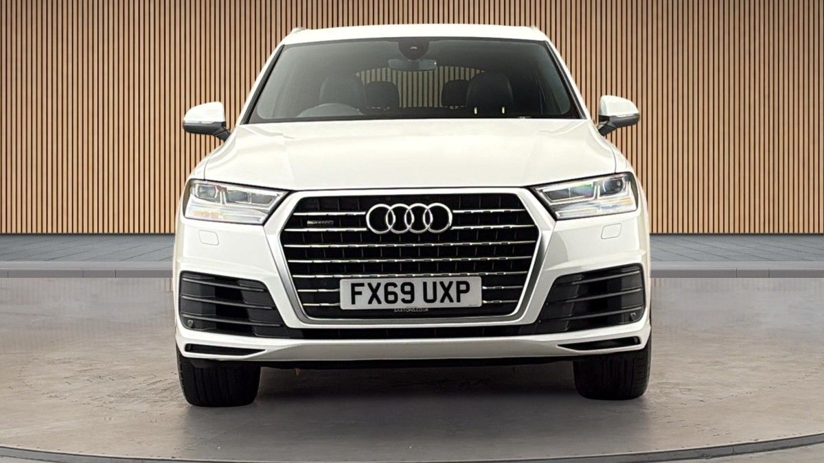 Audi Q7 Image 3