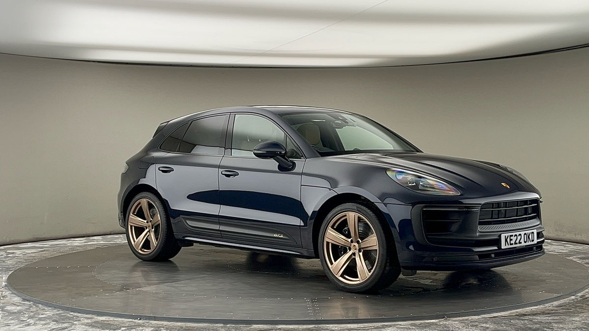 More views of Porsche Macan
