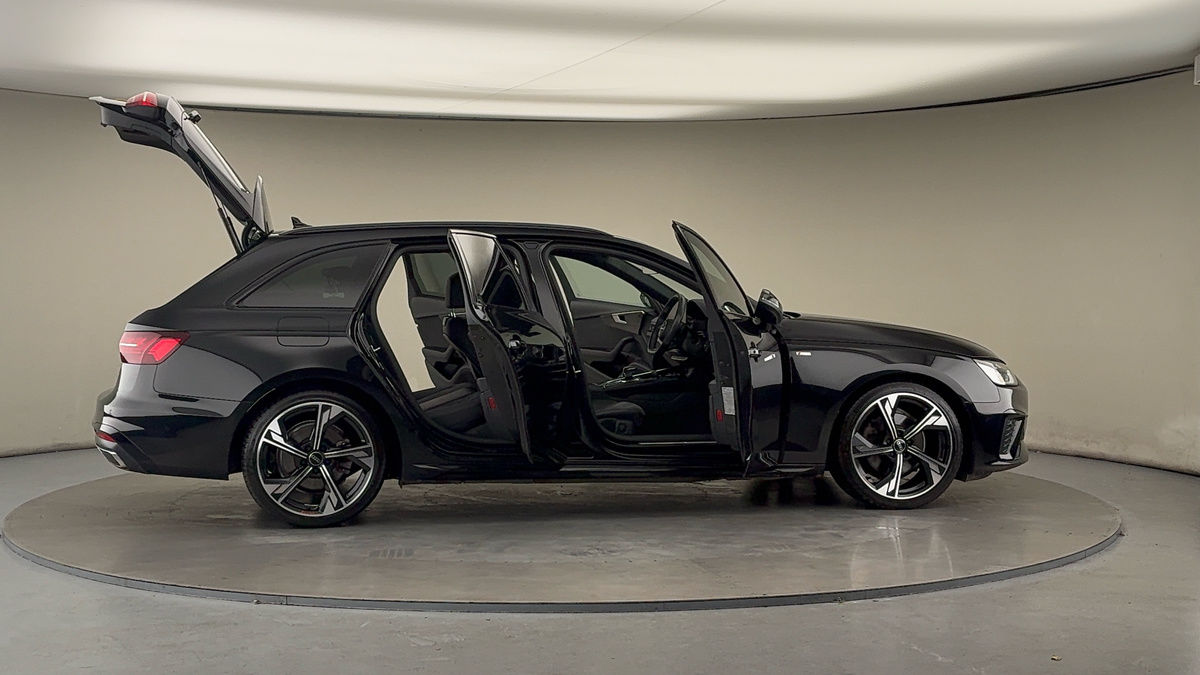 More views of Audi A4 Avant