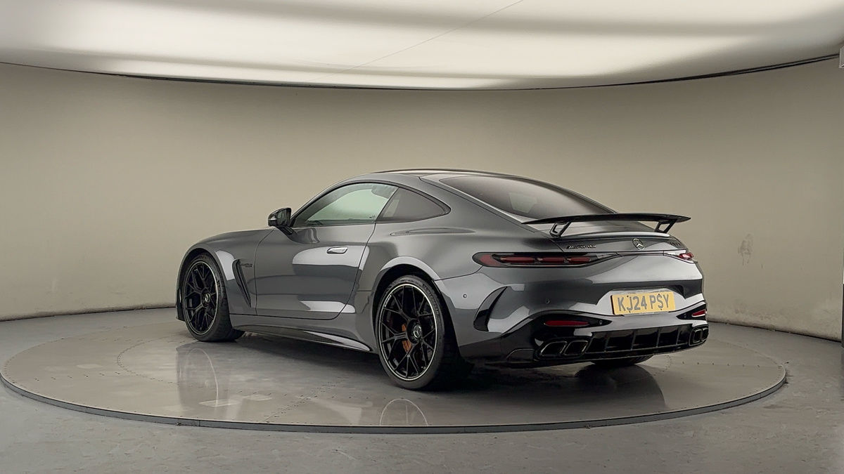 Mercedes-Benz AMG GT Image 2