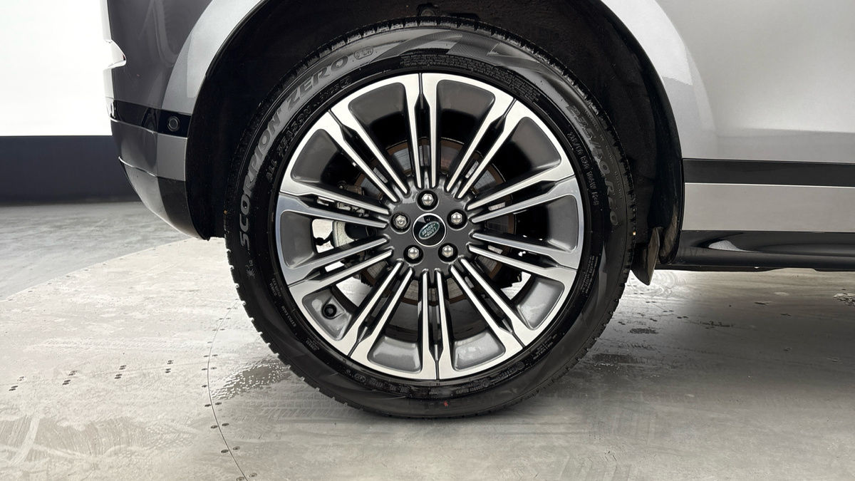 Land Rover Range Rover Evoque Image 10