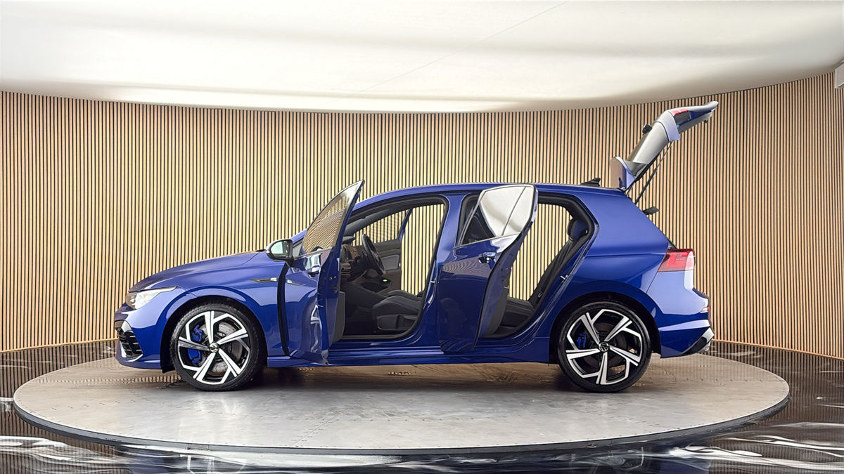 More views of Volkswagen Golf