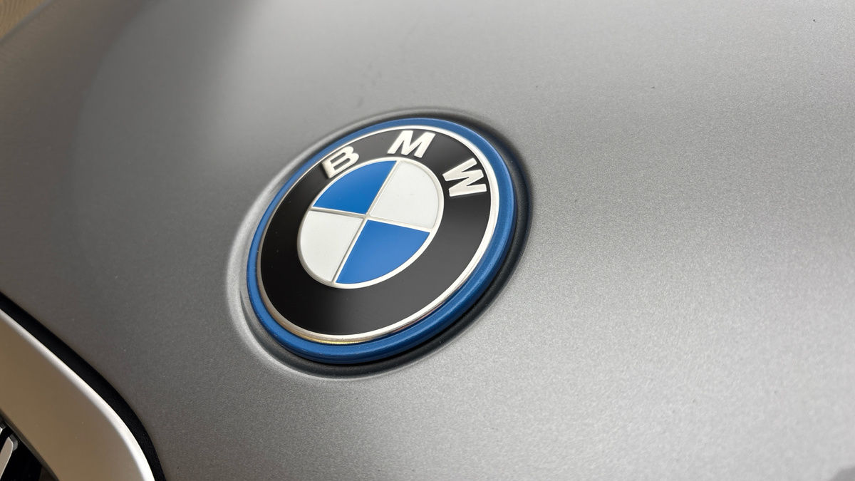 BMW 3 Series Image 24