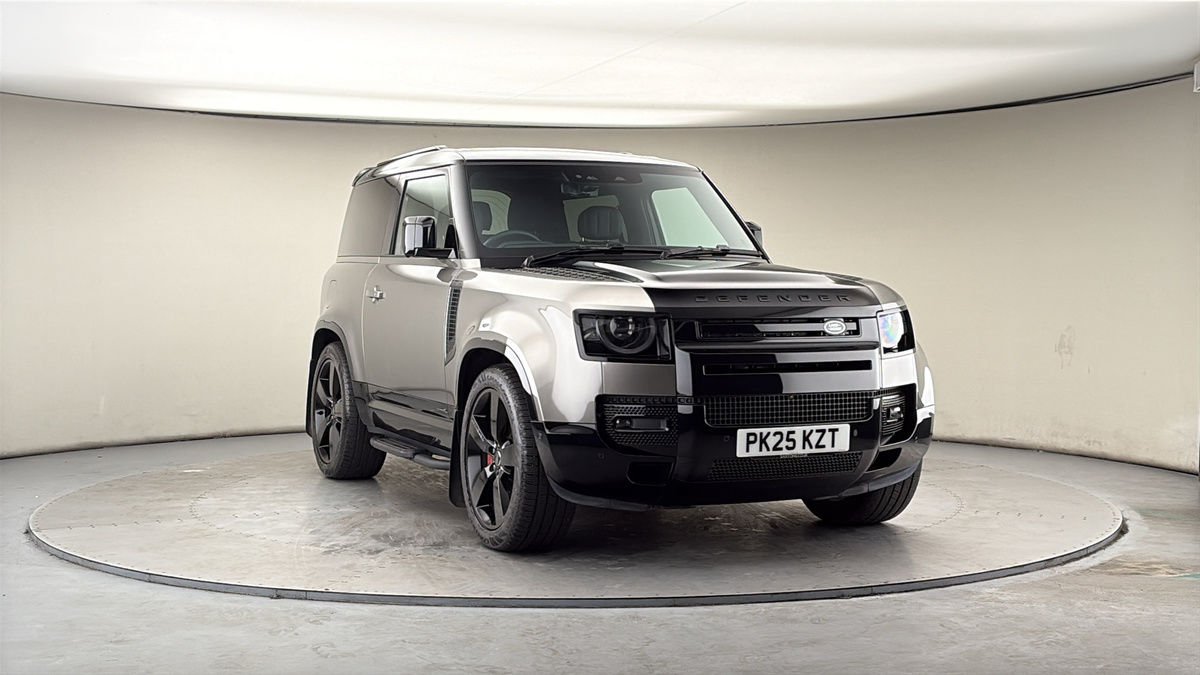 More views of Land Rover Defender 90