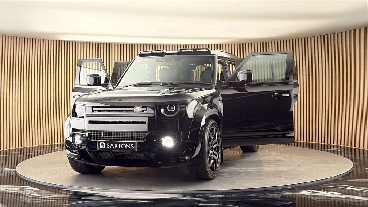 More views of Land Rover Defender 110