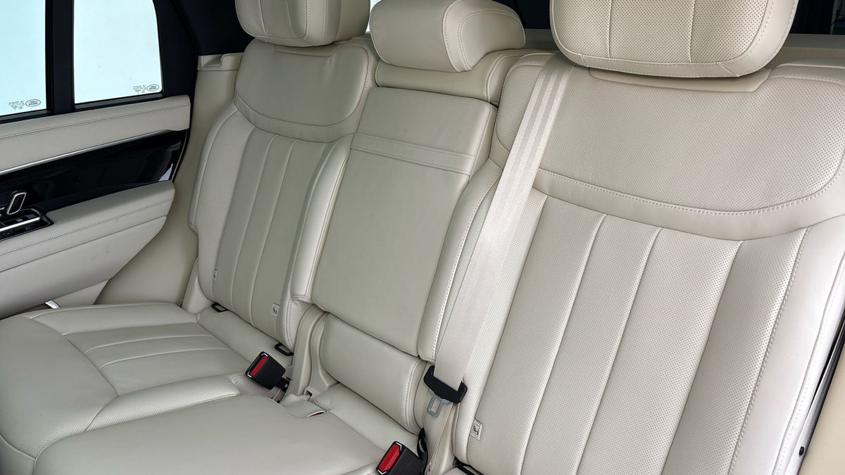 Land Rover Range Rover Image 8