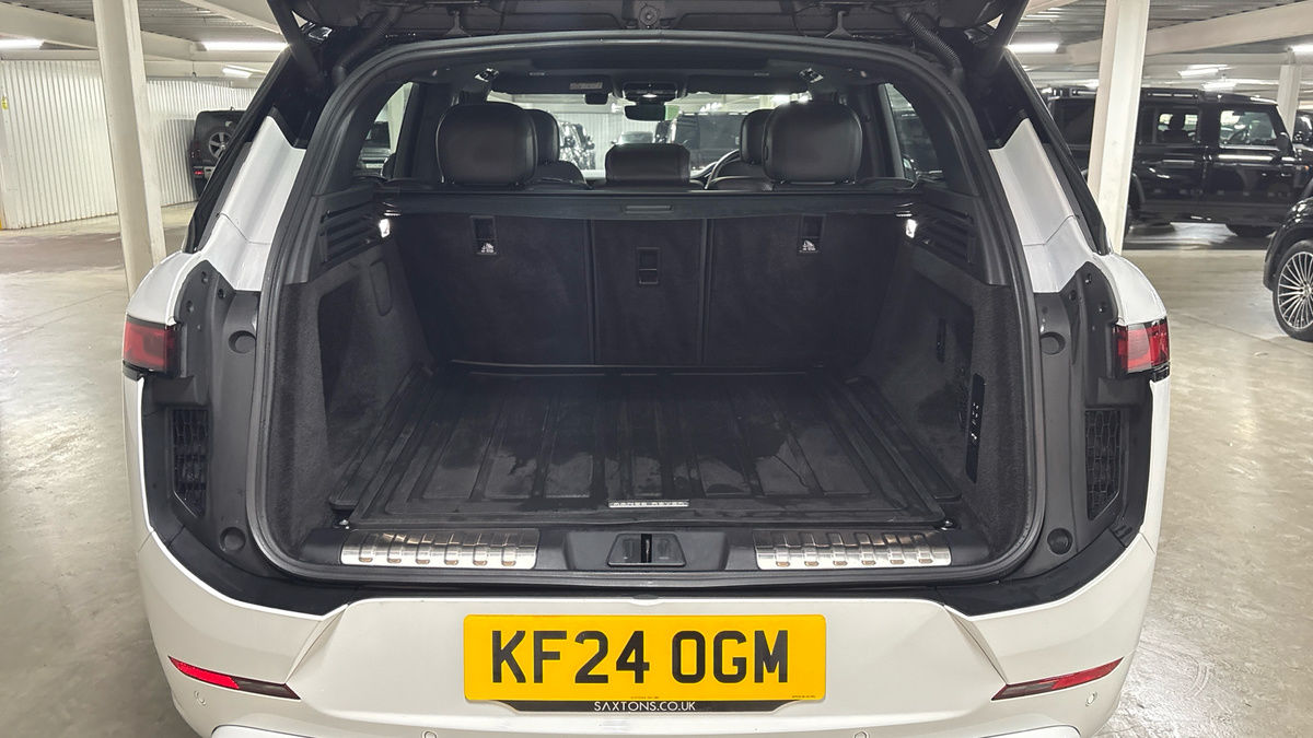 Land Rover Range Rover Sport Image 11