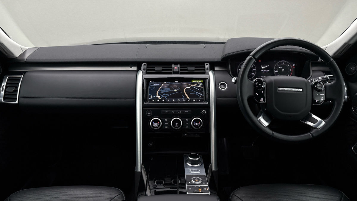 Land Rover Discovery Image 12