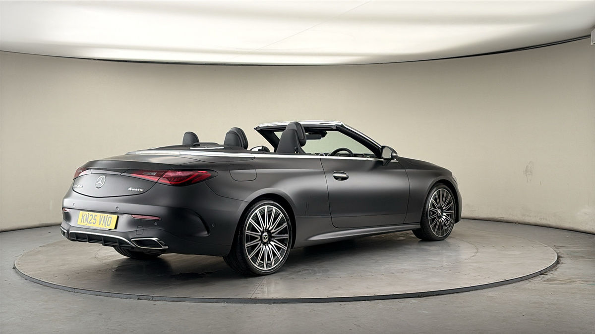 Mercedes-Benz CLE Image 21