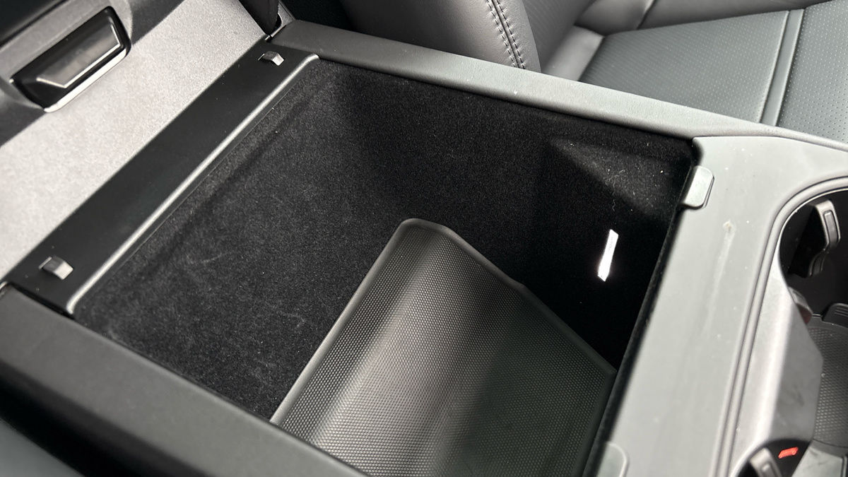 Porsche Cayenne Image 31