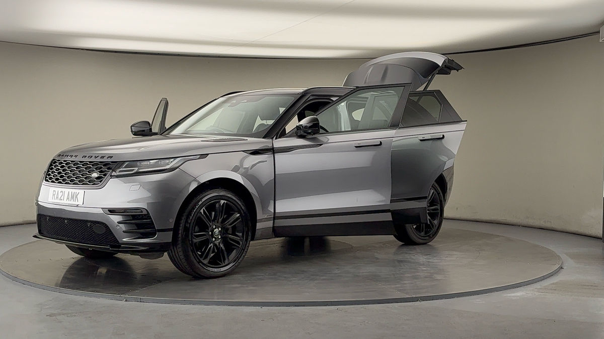 Land Rover Range Rover Velar Image 22