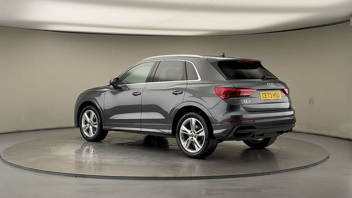 More views of Audi Q3