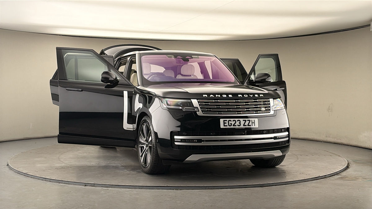 More views of Land Rover Range Rover