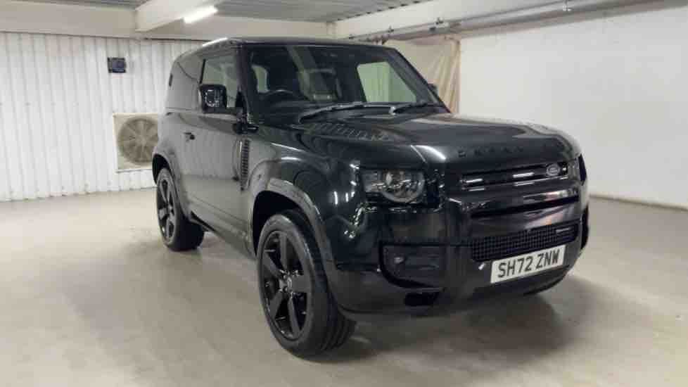 More views of Land Rover Defender 90