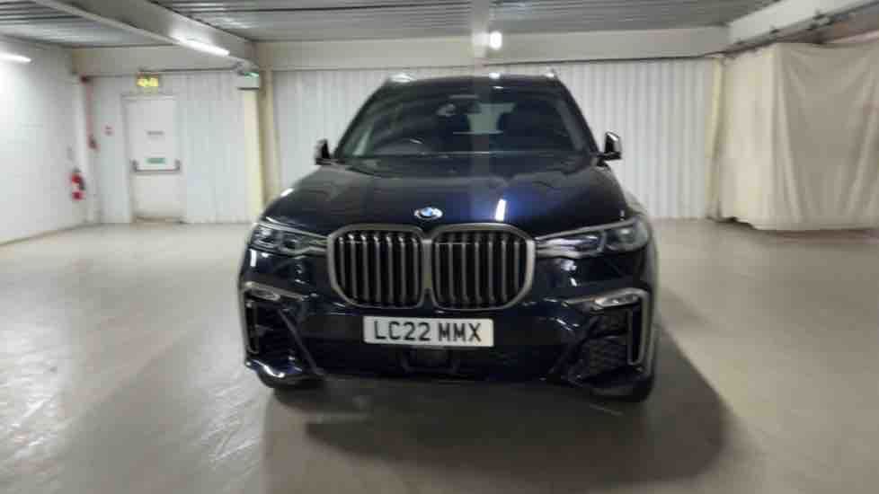 More views of BMW X7