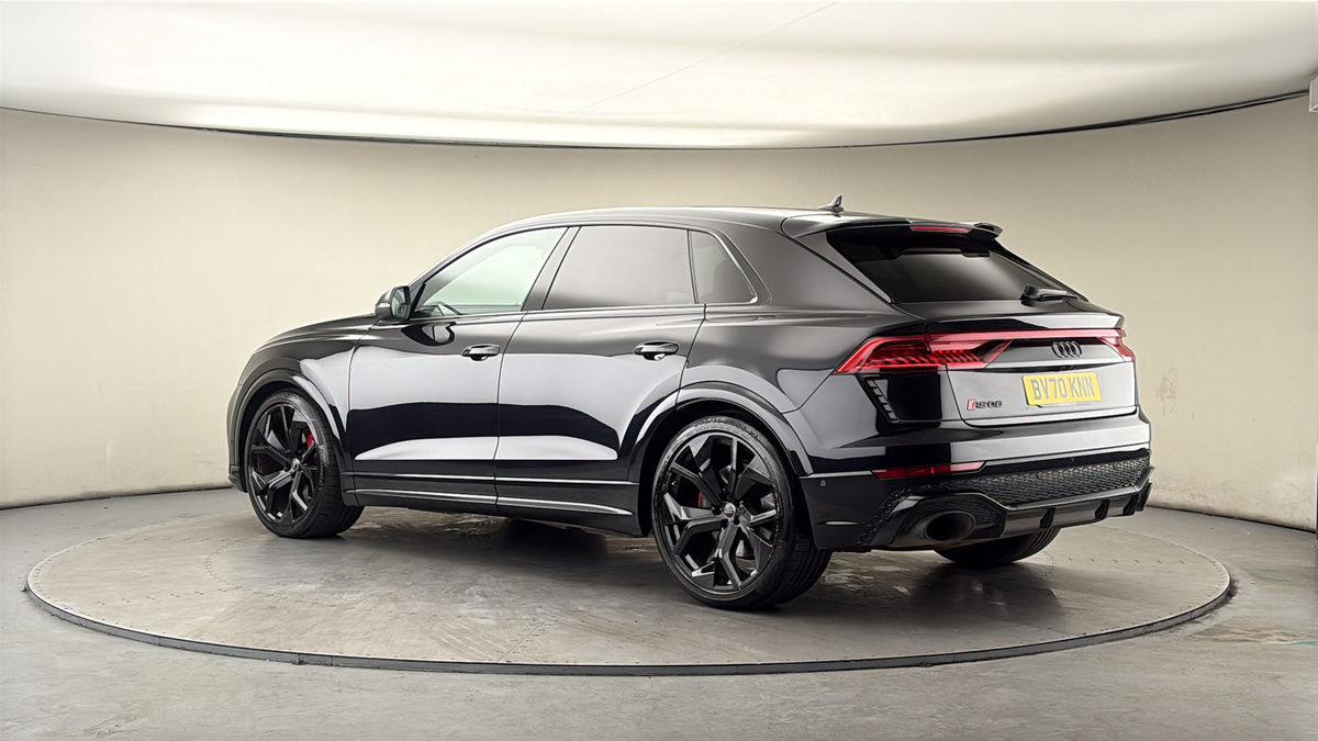 More views of Audi RSQ8