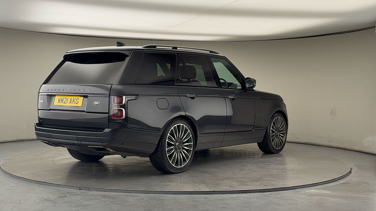 More views of Land Rover Range Rover