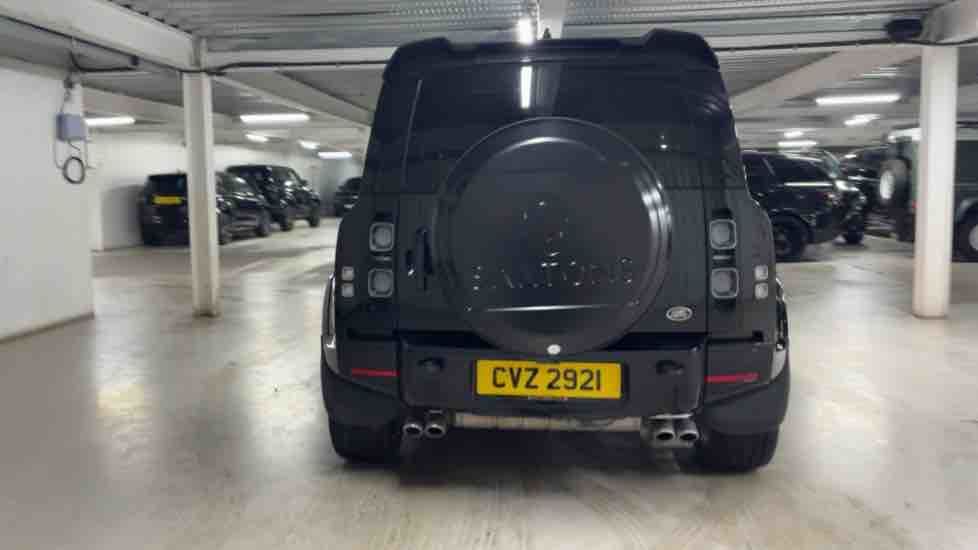 More views of Land Rover Defender 90