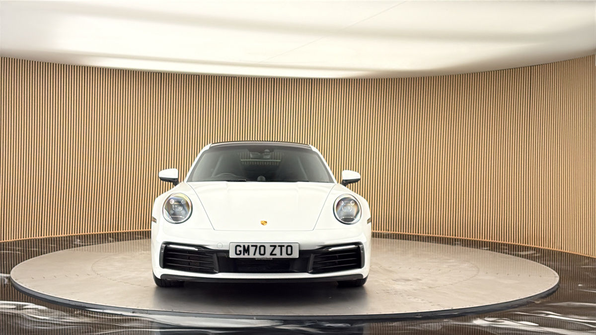 More views of Porsche 911