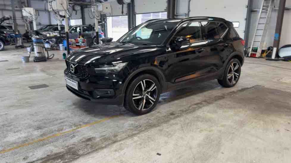 More views of Volvo XC40