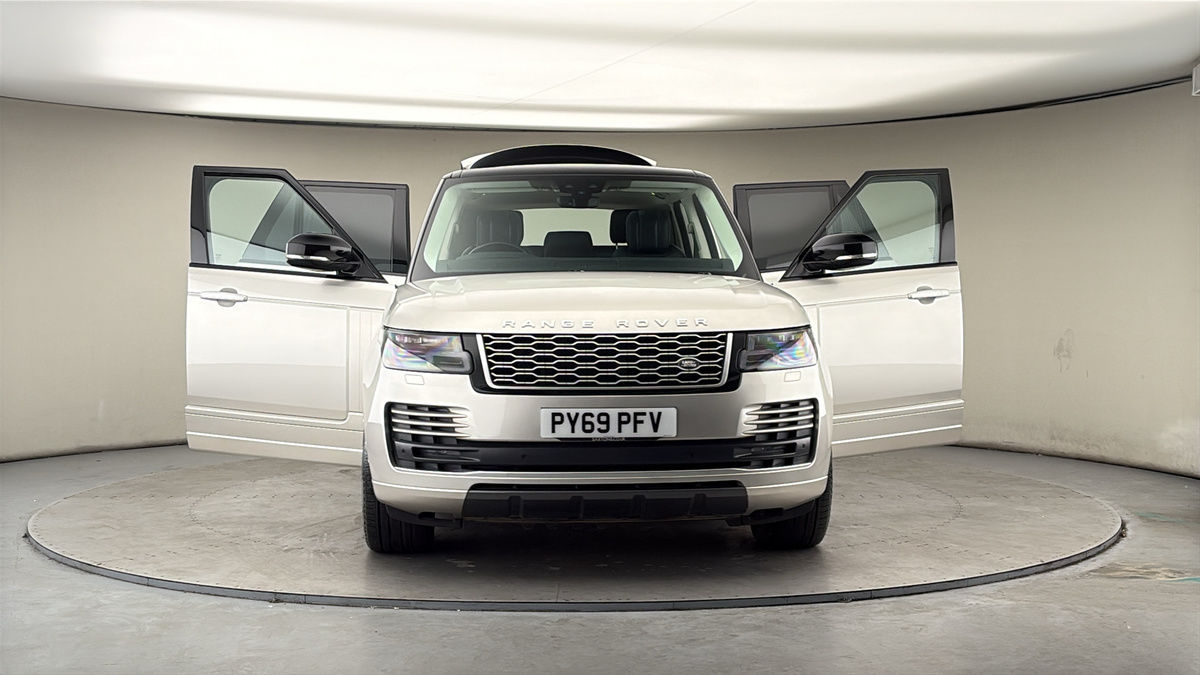 More views of Land Rover Range Rover