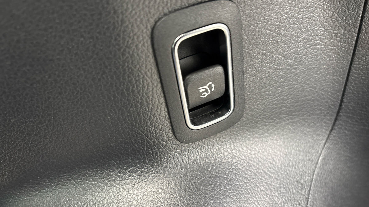 Mercedes-Benz GLA Image 26